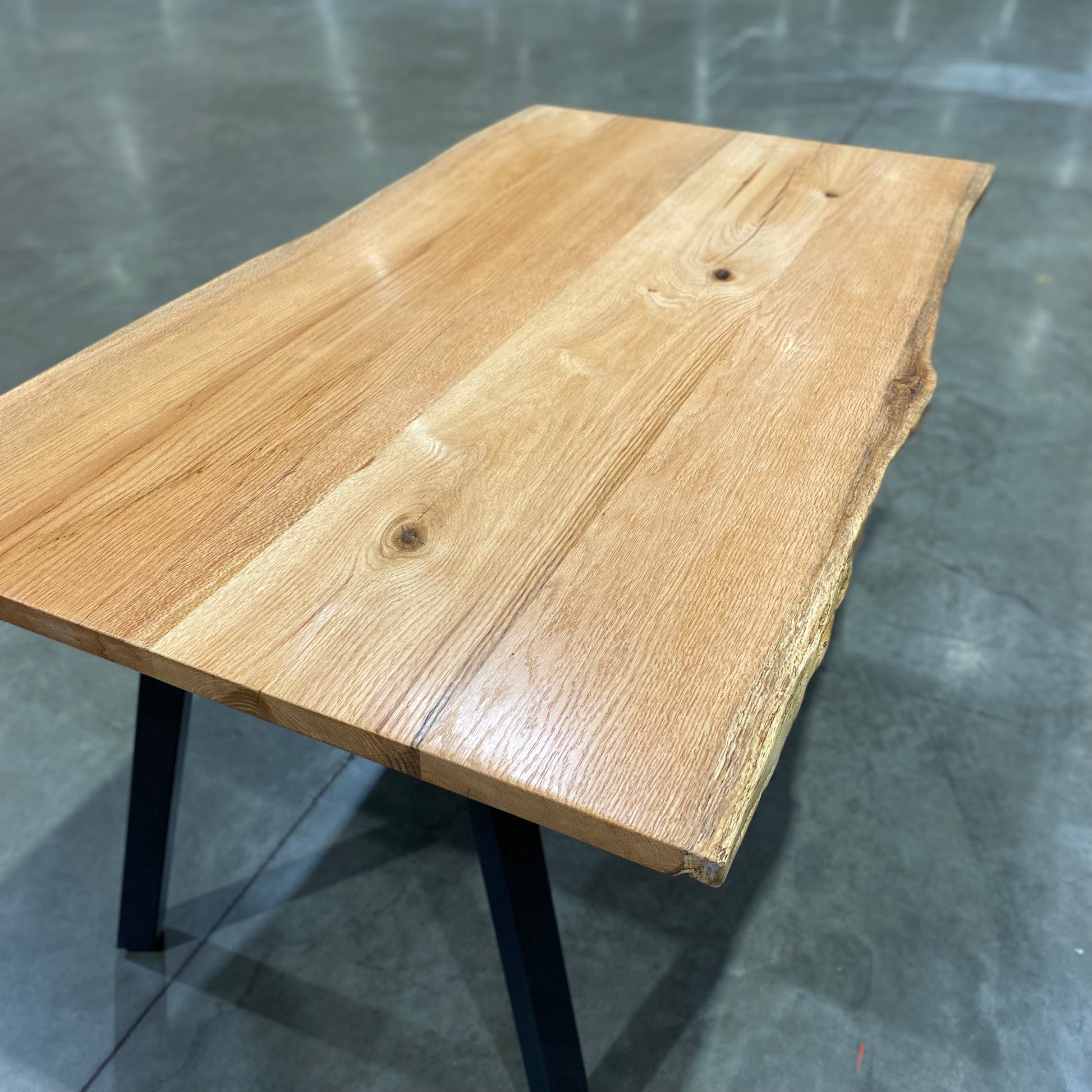 Live edge discount red oak table