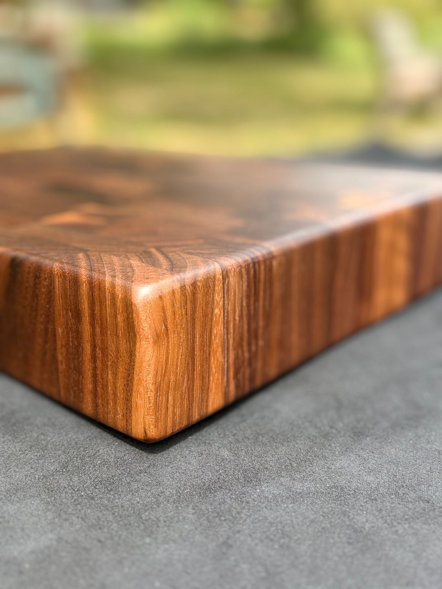 Deluxe Black Walnut Chopping Block