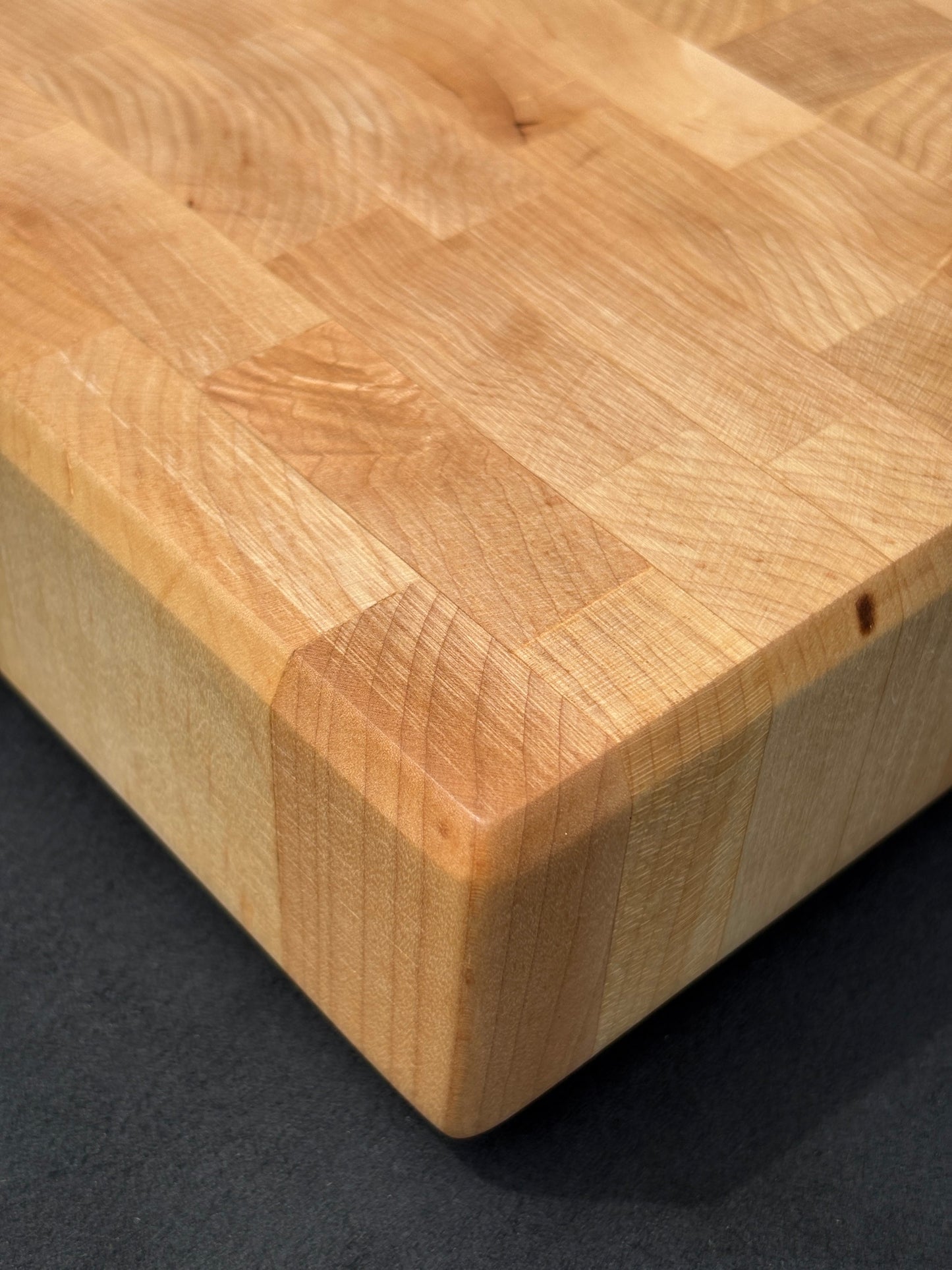 Deluxe Maple Chopping Block