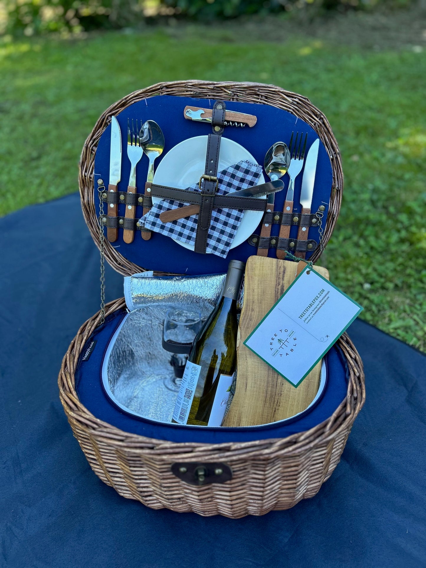 The Art of the Pic·Nic with Charcuterie Board